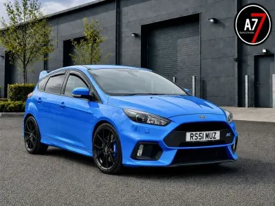 Used Ford Focus RS 350 HP (257 kW) 2016 Blue Hatchback