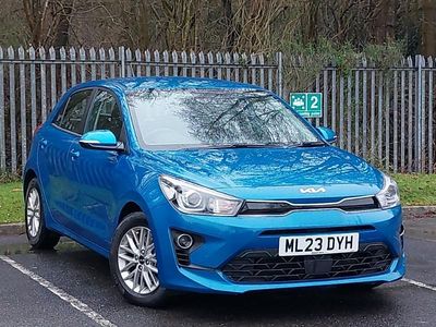 Used Kia Rio 99 HP (72 kW) 2023 Blue Hatchback