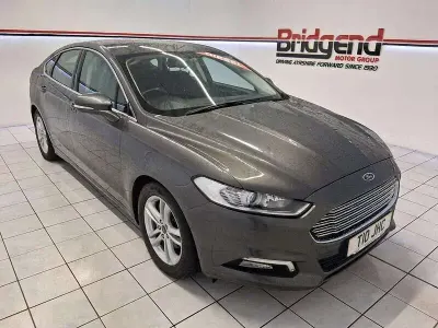 Used Ford Mondeo Zetec 2017 Grey Hatchback