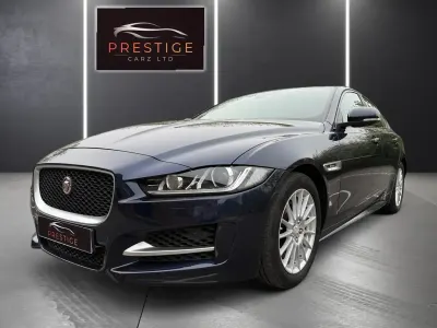 Begagnad Jaguar XE R-Sport 2016 Blå Sedan