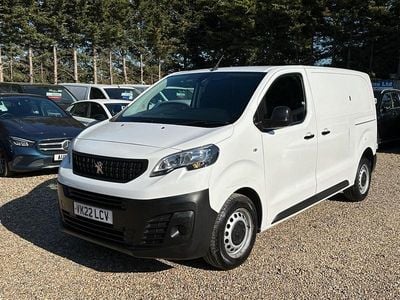 Used Peugeot Expert Premium 142 HP (104 kW) 2022 White Van
