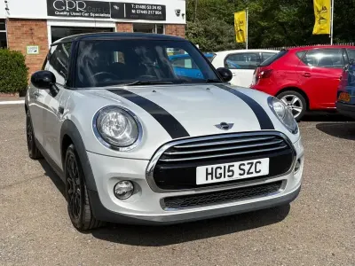Second-hand Mini Cooper Hatch 136 CP (100 kW) 2015 Argintiu Hatchback