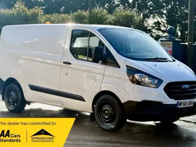Usado Ford Transit Custom Trend 130 HP (95 kW) 2018 Branco Van