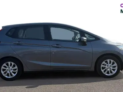 Used Honda Jazz SE 102 HP (75 kW) 2019 Grey Hatchback