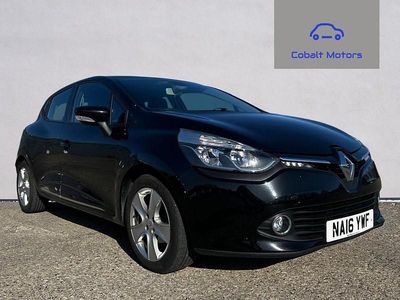 Used Renault Clio IV Dynamique 75 HP (55 kW) 2016 Black Hatchback