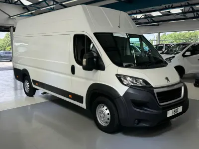 Used Peugeot Boxer 130 HP (95 kW) 2018 White Van
