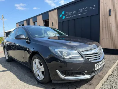 Used Vauxhall Insignia Design Edition 2015 Black Hatchback