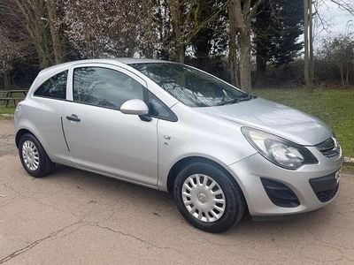 Begagnad Vauxhall Corsa S 2014 Silver Halvkombi