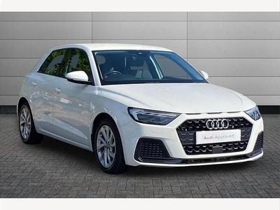 Usado Audi A1 Sport 116 HP (85 kW) 2019 Branco SUV