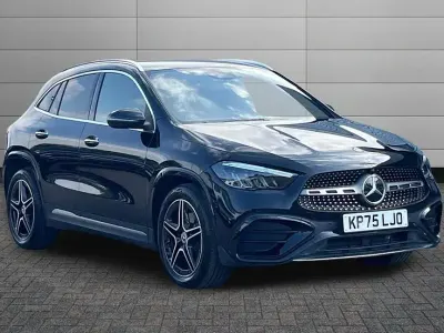 Used Mercedes GLA200 Executive 148 HP (108 kW) 2025 Black SUV