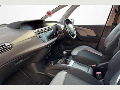 Red Used 2017 Citroën C4 Picasso Flair MPV | £8,290 (Fair price)