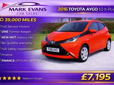 Used Toyota Aygo X-play 2016 Orange Hatchback