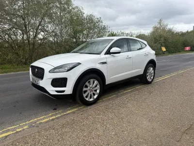 Begagnad Jaguar E-Pace S 150 HK (110 kW) 2019 Vit SUV
