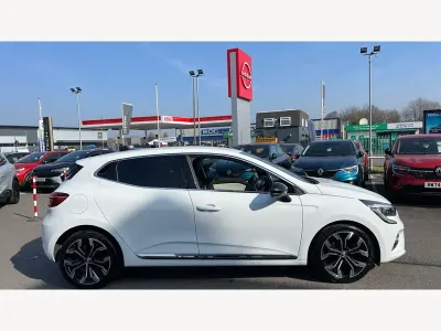Usado Renault Clio V Techno 90 CV (66 kW) 2023 Blanco Utilitario
