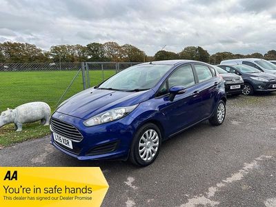 Used Ford Fiesta Style 75 HP (55 kW) 2015 Blue Hatchback