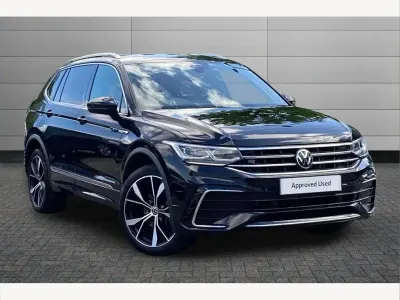 Używany VW Tiguan Allspace R-line 150 KM (110 kW) 2023 Czarny SUV