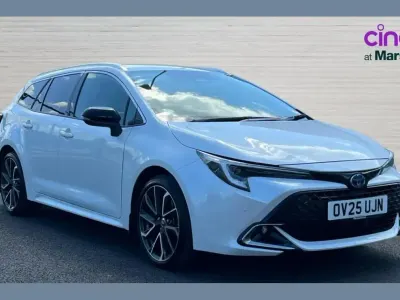 Gebraucht Toyota Corolla Sport 196 PS (144 kW) 2025 Weiß Kombi