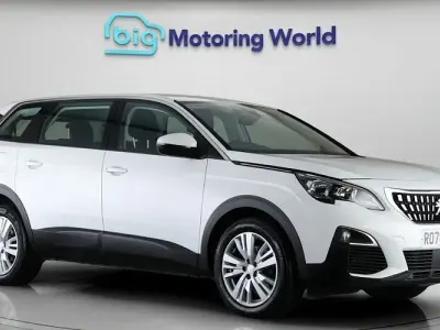 Gebraucht Peugeot 5008 Active 131 PS (96 kW) 2020 Weiß SUV