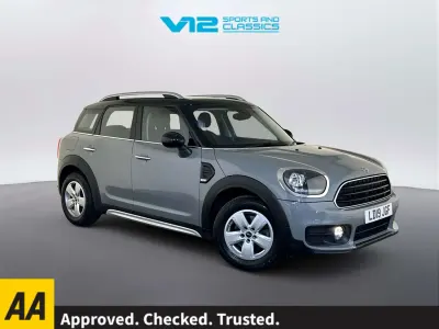 Używany Mini Cooper Countryman Classic 136 KM (100 kW) 2019 Szary SUV