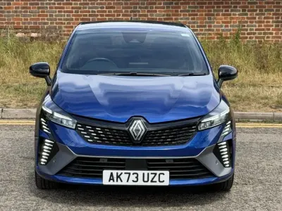 Used Renault Clio V Esprit Alpine 140 HP (102 kW) 2024 Blue Hatchback