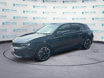 Black Used 2024 Vauxhall Astra Ultimate Hatchback | £17,995 (Fair price)