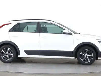 Used Kia Niro 2022 White SUV