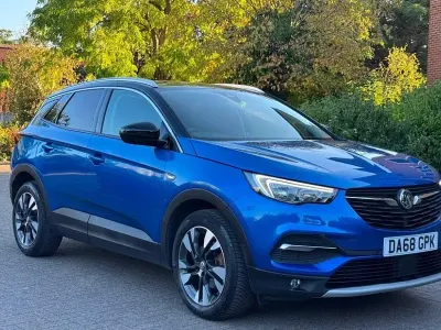 Used Vauxhall Grandland X Sport 130 HP (95 kW) 2018 Blue SUV
