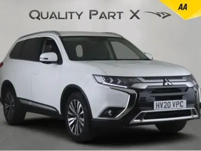 Usado Mitsubishi Outlander 150 HP (110 kW) 2020 Branco SUV