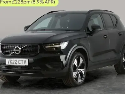 Used Volvo XC40 R-Design 211 HP (155 kW) 2021 SUV