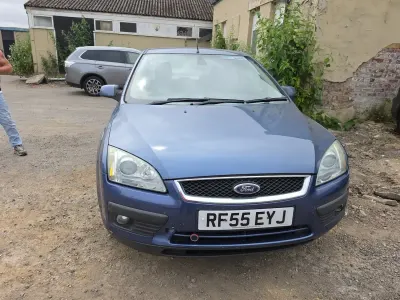 Used Ford Focus Ghia 115 HP (84 kW) 2005 Blue Sedan