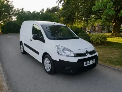 Used Citroën Berlingo 90 HP (66 kW) 2014 White MPV