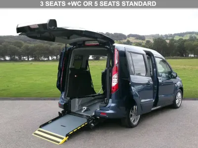 Used Ford Tourneo Connect Titanium 120 HP (88 kW) 2021 Blue MPV