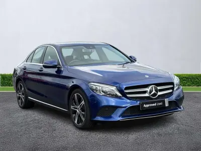 Usado Mercedes C200 2020 Azul Berlina