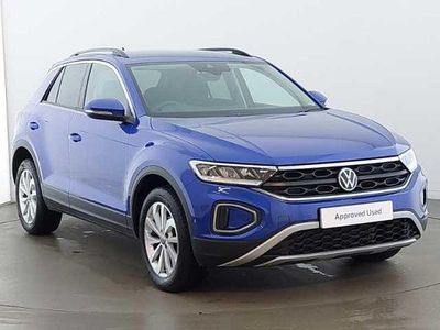 Usado VW T-Roc Match 115 HP (84 kW) 2025 Azul SUV