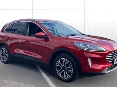 Used Ford Kuga Titanium 120 HP (88 kW) 2021 Red SUV
