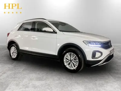 Used VW T-Roc Life 110 HP (80 kW) 2023 White SUV
