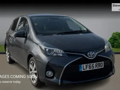 Used Toyota Yaris Hybrid 2016 Grey Hatchback