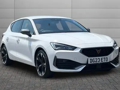 Used Cupra Leon VZ1 242 HP (177 kW) 2023 Nevada white Hatchback
