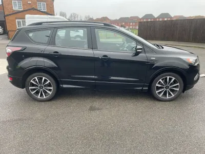 Begagnad Ford Kuga ST-Line 150 HK (110 kW) 2017 Svart SUV
