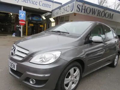 Begagnad Mercedes B180 SE 2008 Grå Minibuss
