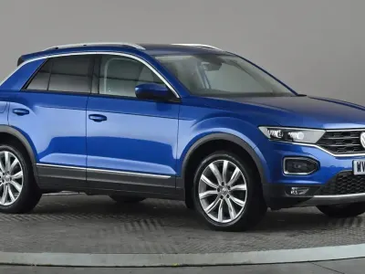 Usado VW T-Roc SEL 190 HP (139 kW) 2018 Azul SUV