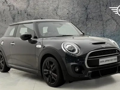 Usado Mini Cooper S Hatch 189 HP (139 kW) 2019 Cinzento Citadino