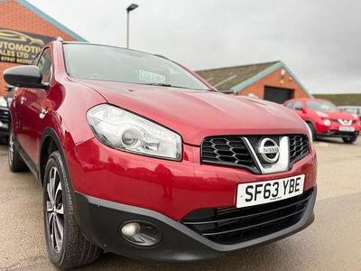 Red Used 2013 Nissan Qashqai 360º SUV | £3,195 (Good price)