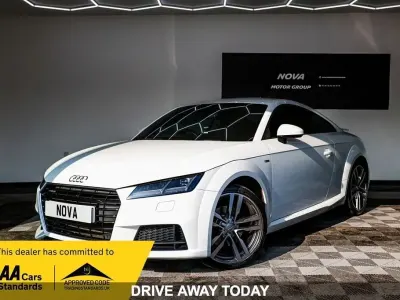 Begagnad Audi TT S-Line 230 HK (169 kW) 2015 Vit Sportkupé