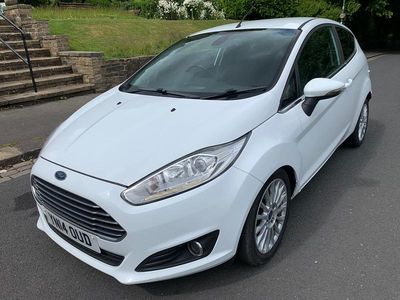 White Used 2014 Ford Fiesta Titanium Hatchback | £2,895 (Good price)