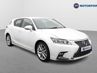 Lexus CT200h