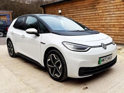 White Used 2023 VW ID.3 Pro Hatchback | £21,940 (Expensive)