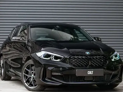 Usado BMW 120 M Sport 190 CV (139 kW) 2024 Negro Utilitario