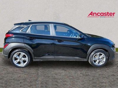Używany Hyundai Kona SE 120 KM (88 kW) 2023 Czarny SUV