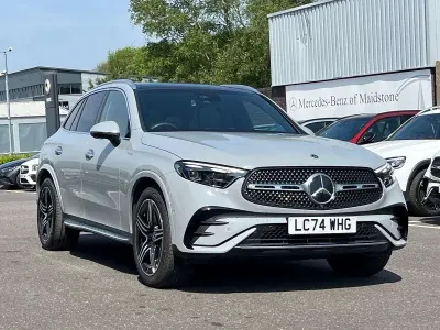 Begagnad Mercedes GLC300e AMG Line Premium 2024 Grå Kombi